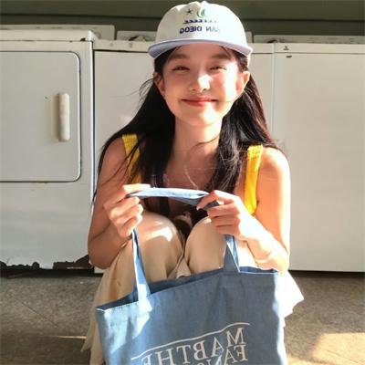 禁足少女罗曼史